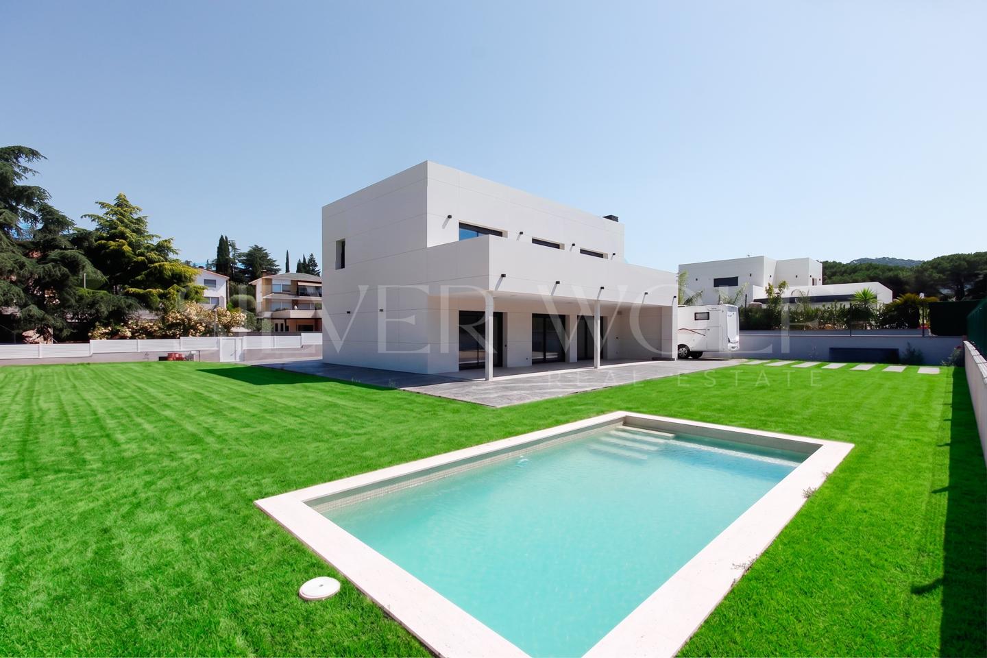 Casa / chalet en Carrer de la Ginesta, Vallromanes, Barcelona de 319 m2