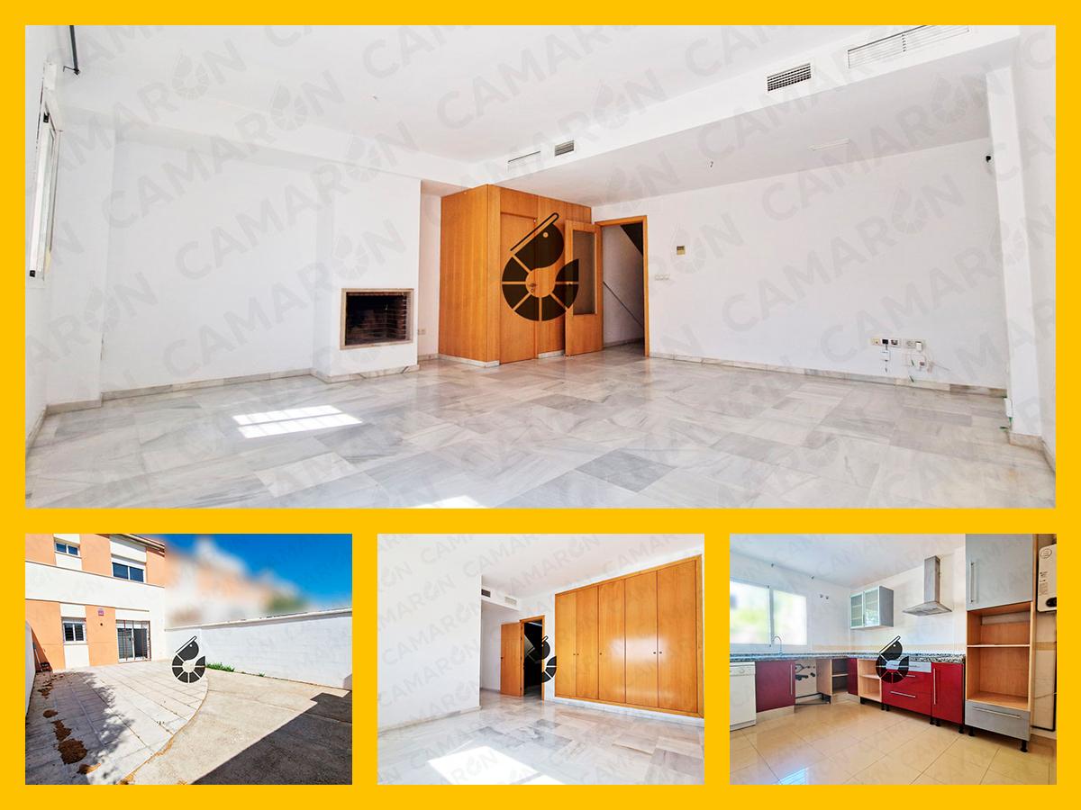 Casa / Chalet en venta en Palomares del Río de 210 m2 REF:04329