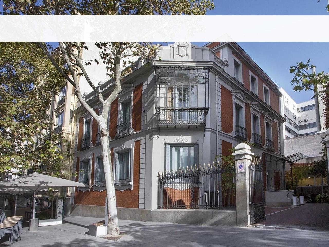 Edificio en Calle de Serrano, Madrid, Madrid de 900 m2