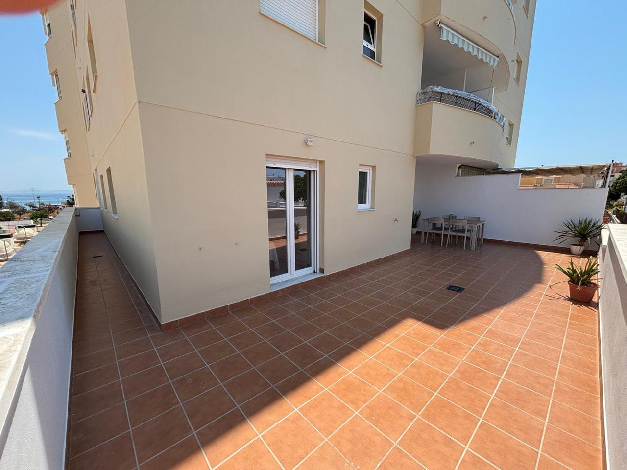 Piso en Avenida del Perú, Roquetas de Mar, Almería de 94 m2