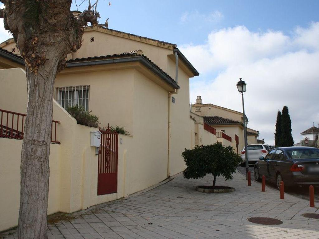 foto de PISO EN CENES DE LA VEGA, GRANADA