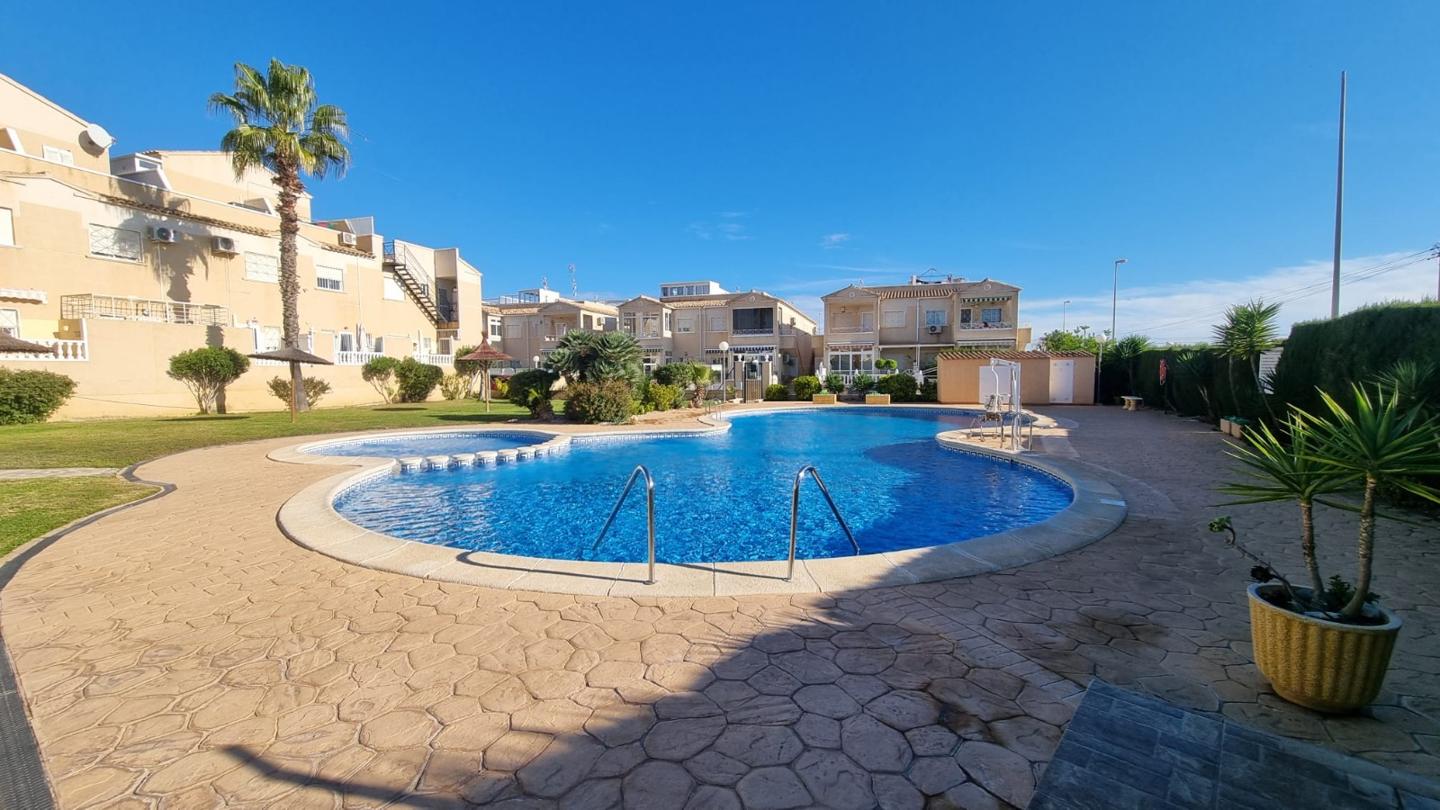 Bungalow en Del Corzo, Orihuela, Alicante de 90 m2