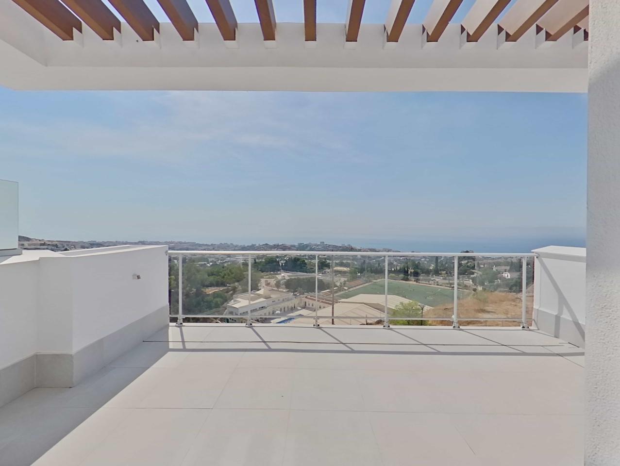foto de PISO EN BENALMÁDENA, MÁLAGA