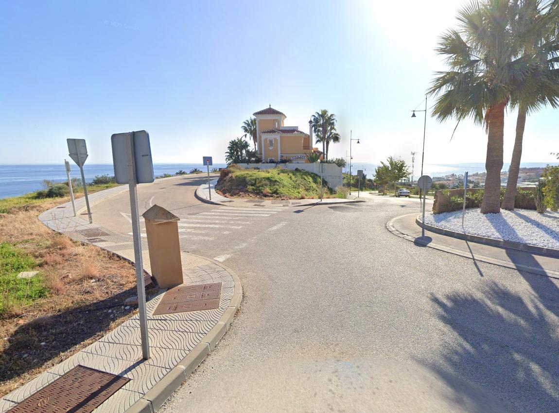 foto de TERRENO URBANIZABLE EN EL PEÑONCILLO, TORROX COSTA, MÁLAGA