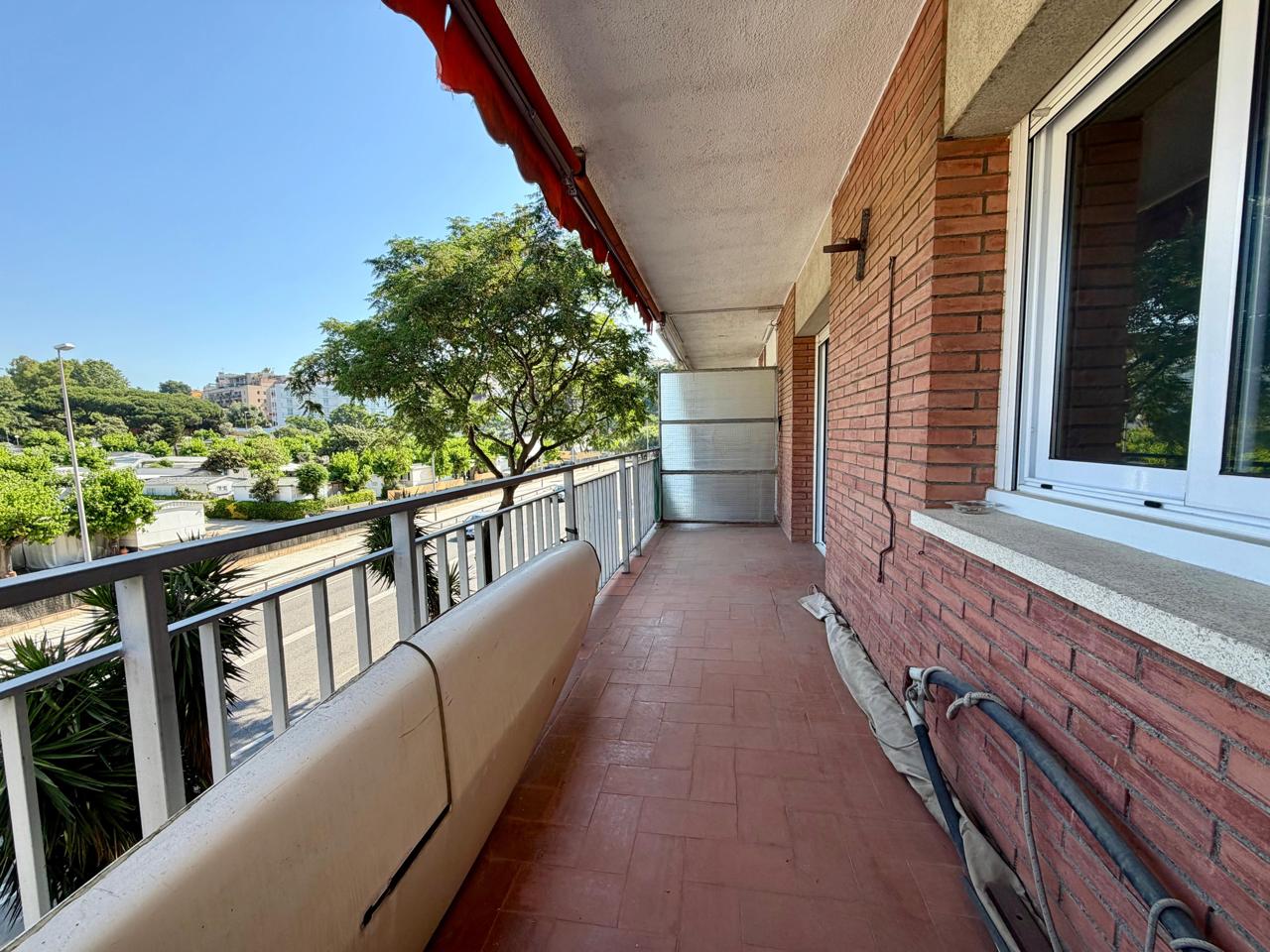 piso en canet-de-mar · avinguda-maresme-08360 192000€