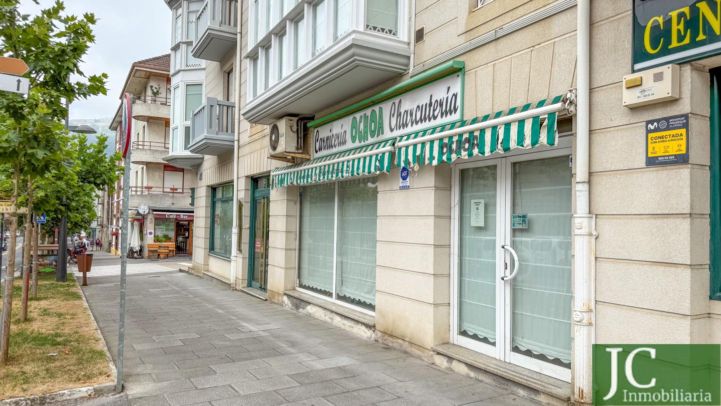 Local en paseo del baron de adzaneta 15, ramales de la victoria, cantabria de 65 m2
