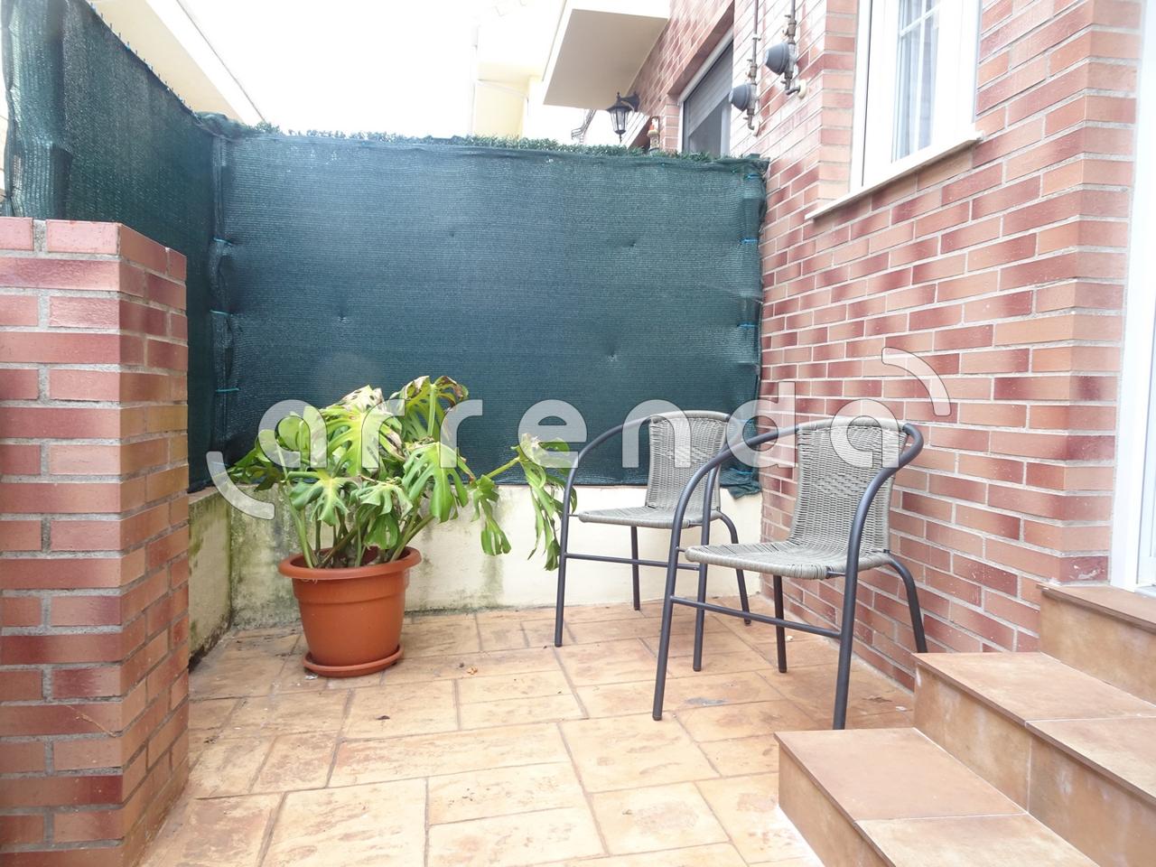 casas-adosadas en parbayon · barrio-el-jurrio-39612 970€
