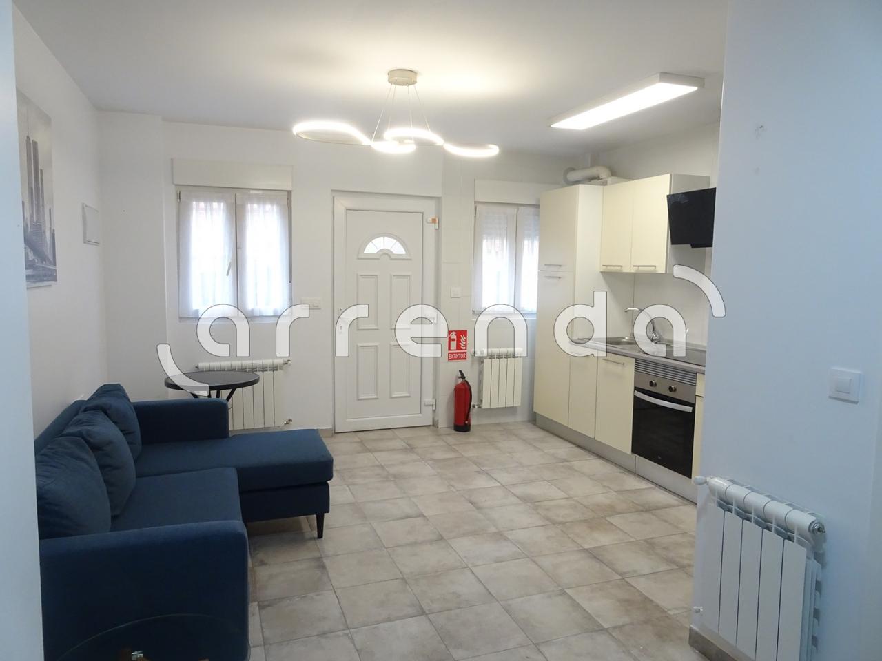 casas-adosadas en parbayon · barrio-el-jurrio-39612 970€