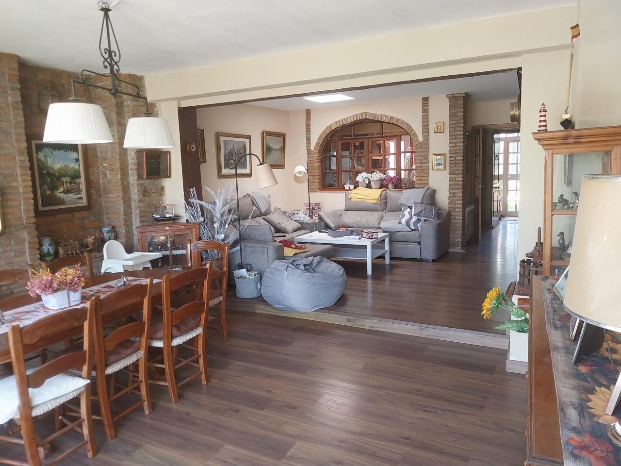Chalet en venta en Sevilla