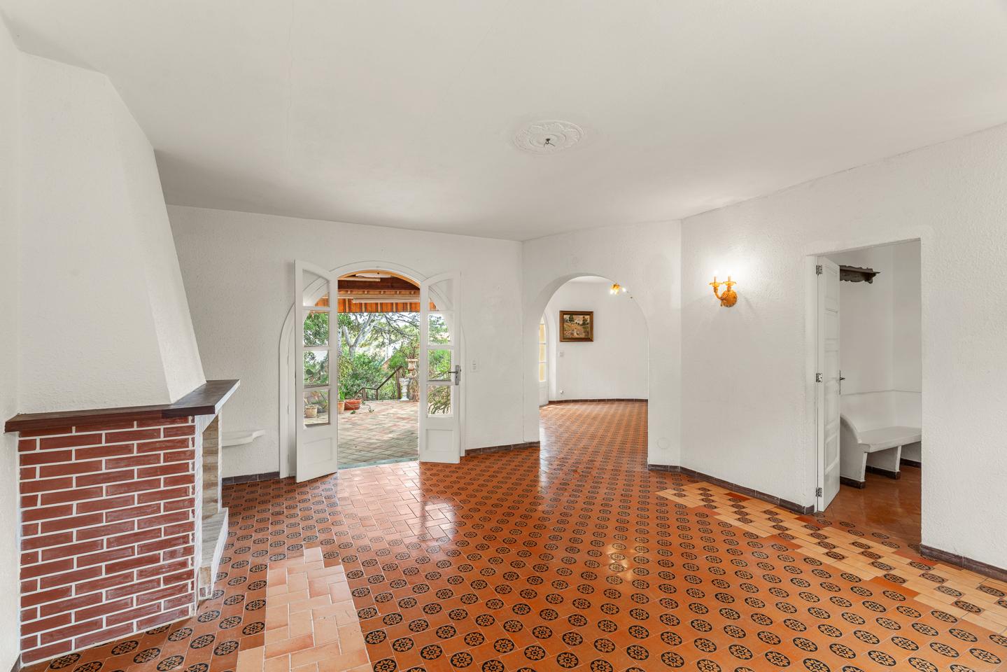 Chalet con jardín y posibilidad de piscina a pocos pasos del mar — Sant Elm — Foto 5