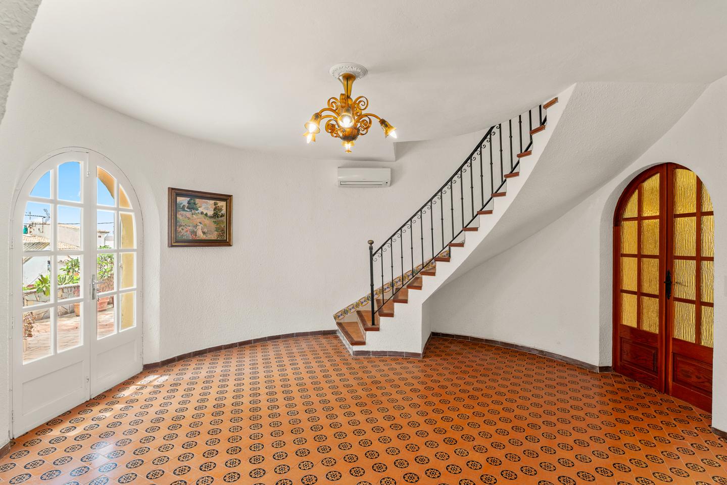 Chalet con jardín y posibilidad de piscina a pocos pasos del mar — Sant Elm — Foto 8
