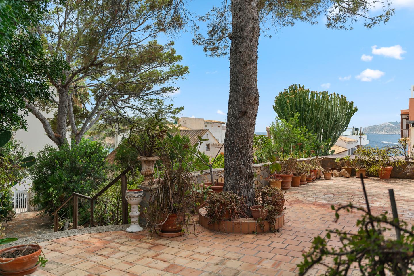 Chalet con jardín y posibilidad de piscina a pocos pasos del mar — Sant Elm — Foto 14