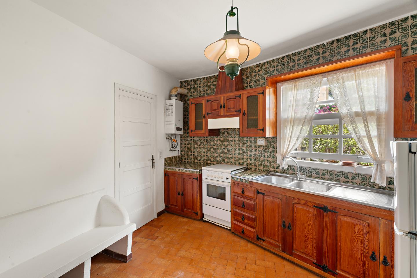 Chalet con jardín y posibilidad de piscina a pocos pasos del mar — Sant Elm — Foto 9