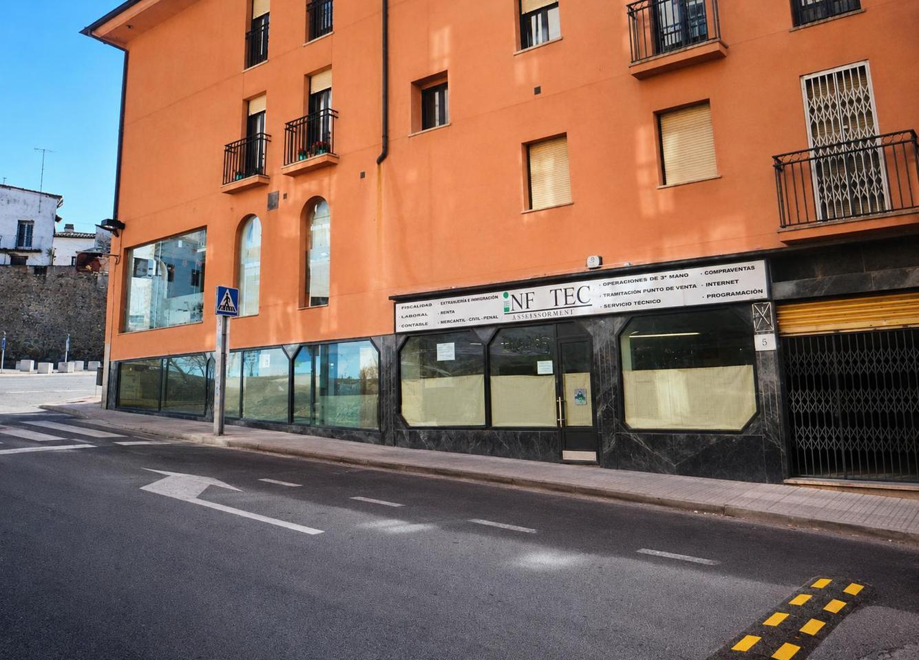 Local en Calle Manuel Bermejo, Plasencia, Cáceres de 223 m2