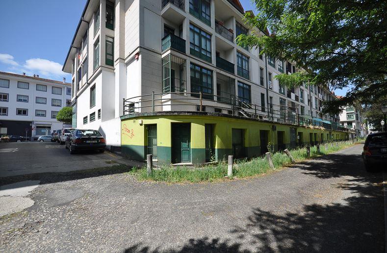 Local en Rúa Pedregal, Bertamiráns, A Coruña de 899 m2