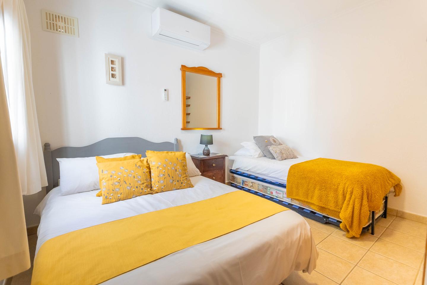 Stunning 4 Bed Detached Villa In Parque Del Rey