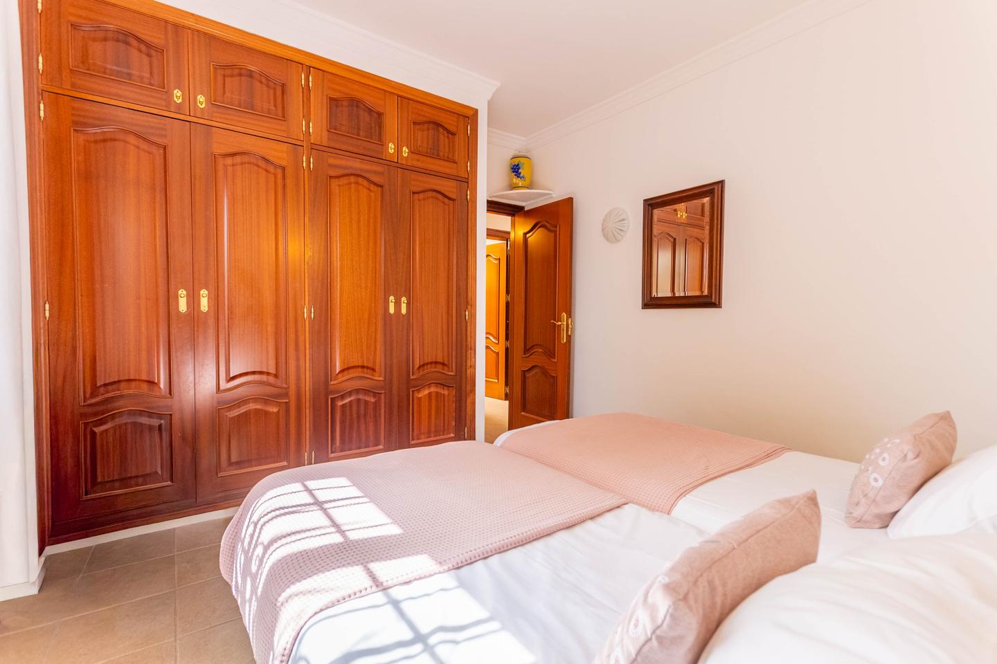 Stunning 4 Bed Detached Villa In Parque Del Rey