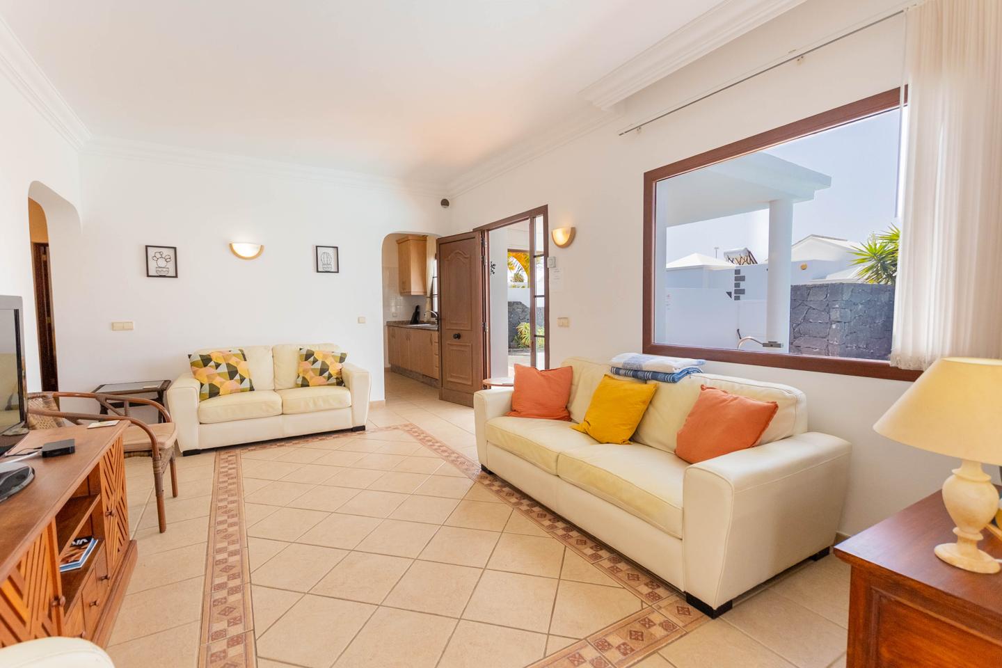 Stunning 4 Bed Detached Villa In Parque Del Rey