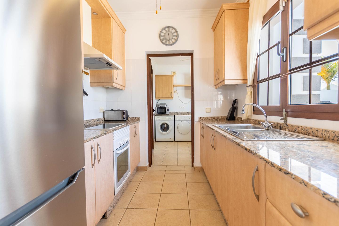 Stunning 4 Bed Detached Villa In Parque Del Rey