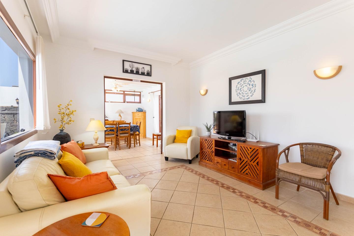 Stunning 4 Bed Detached Villa In Parque Del Rey