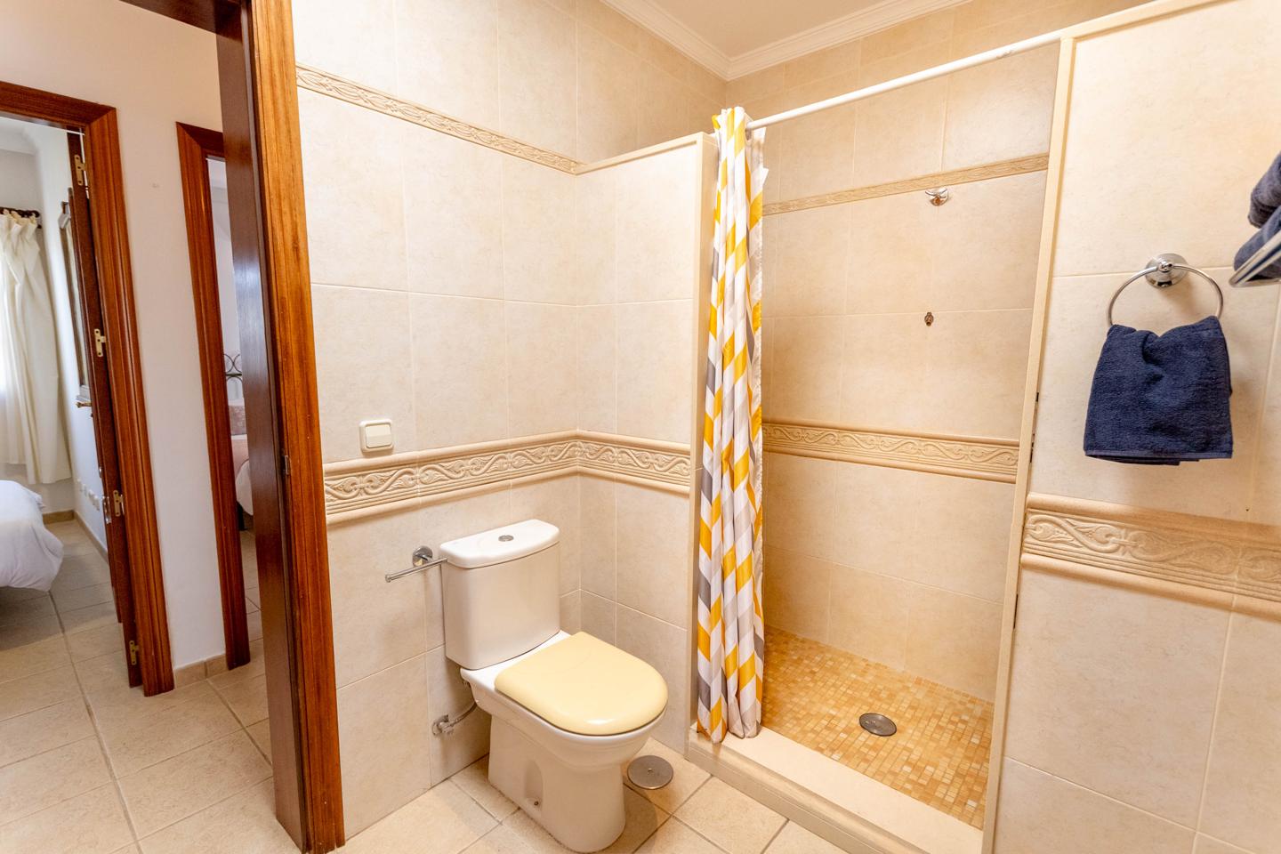 Stunning 4 Bed Detached Villa In Parque Del Rey