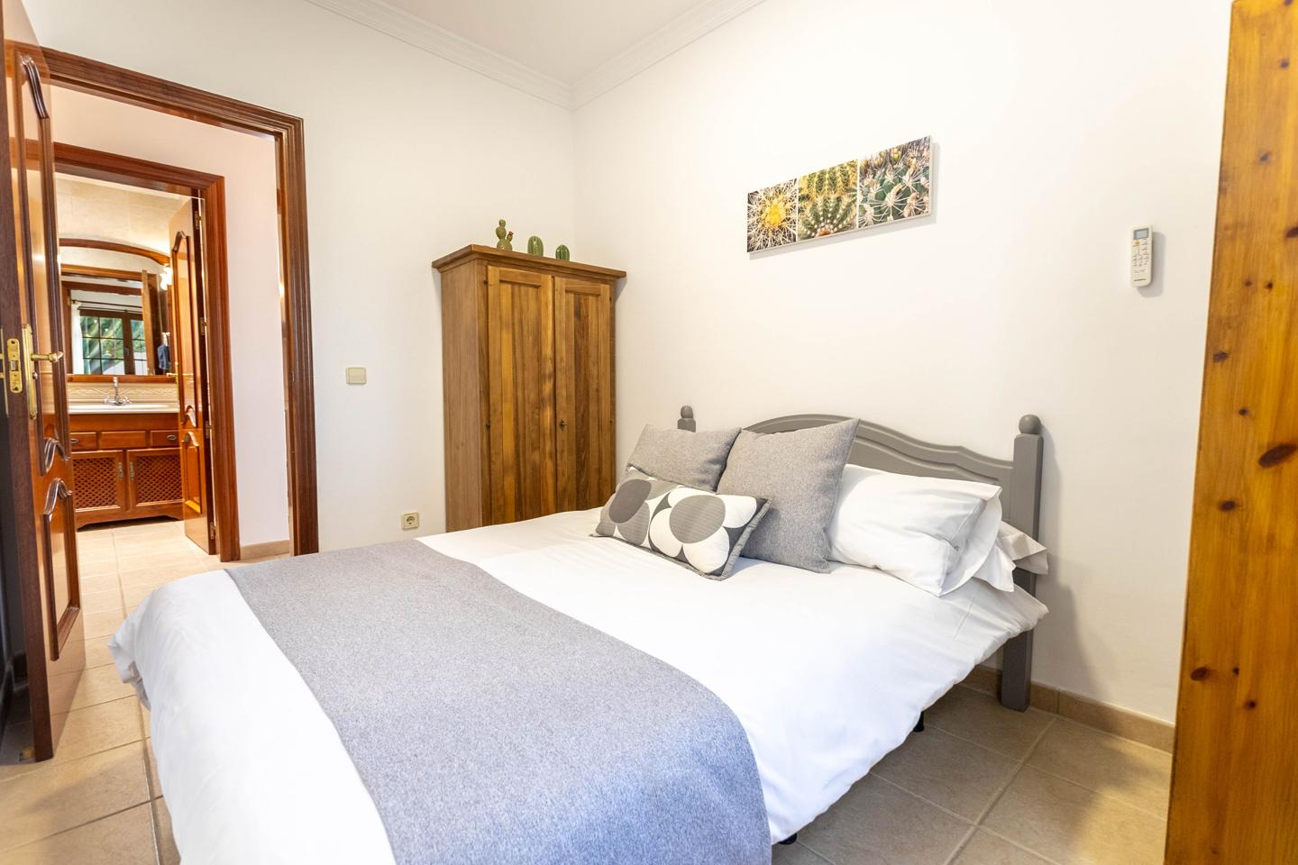 Stunning 4 Bed Detached Villa In Parque Del Rey