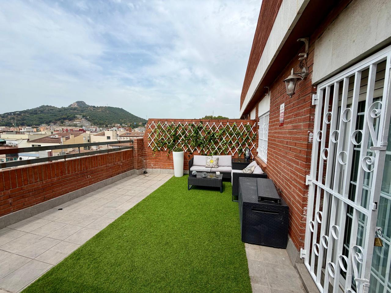 piso en montcada-i-reixac · montcada-centro 388000€