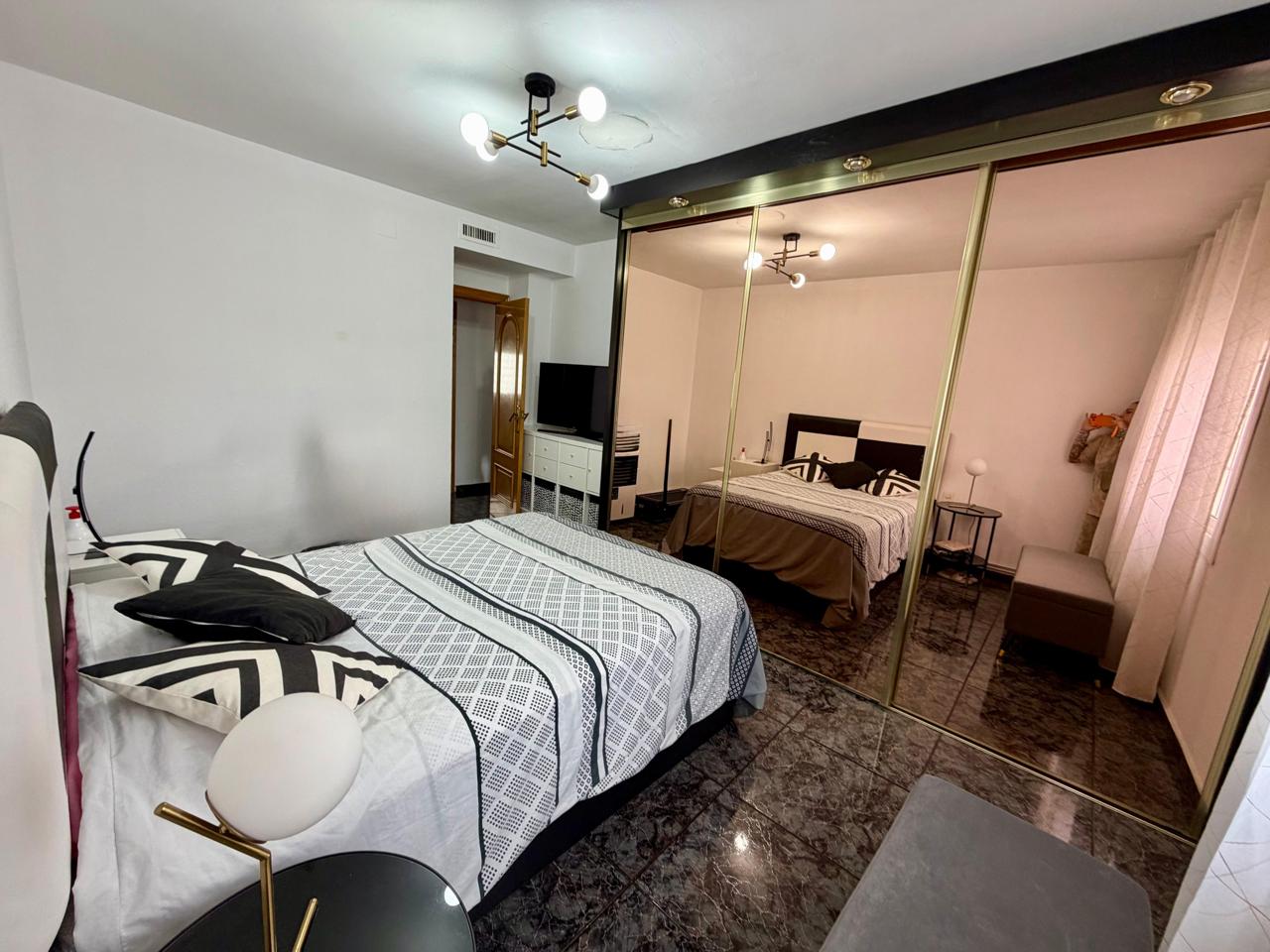 piso en montcada-i-reixac · montcada-centro 388000€