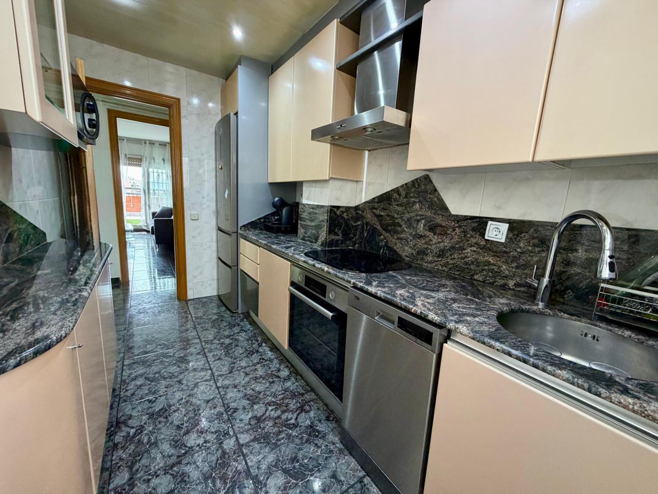 piso en montcada-i-reixac · montcada-centro 388000€