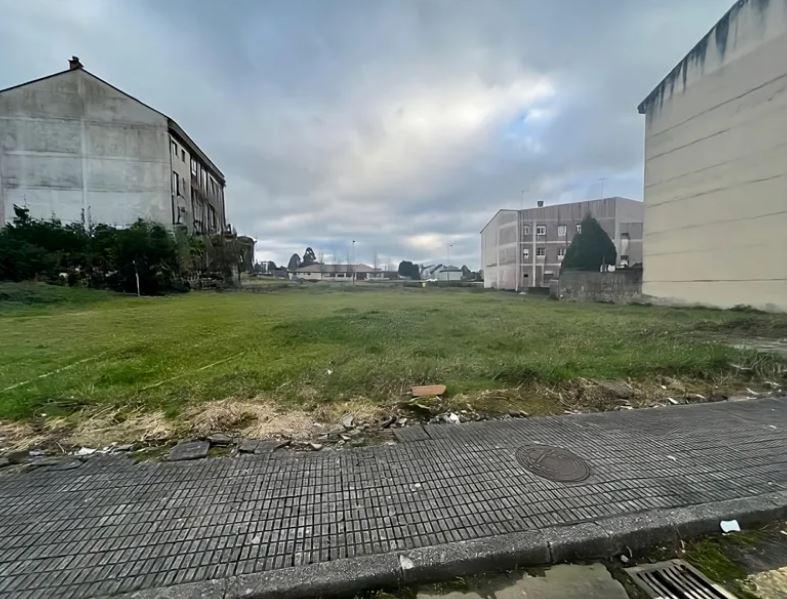 Terreno en Rúa Castelao, Teixeiro, A Coruña de 5825 m2
