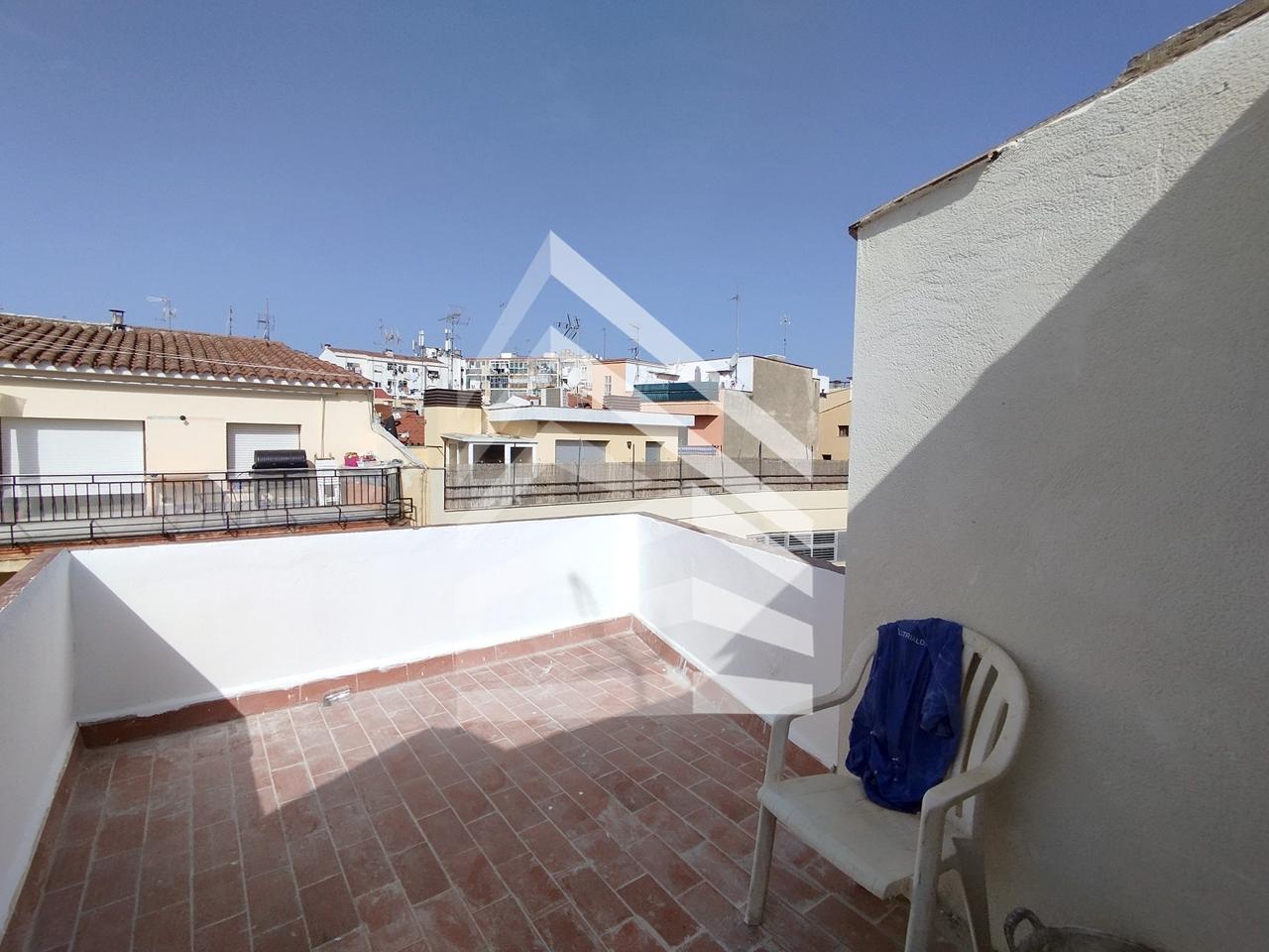 atico en mataro · carrer-del-rossello-08303 150000€