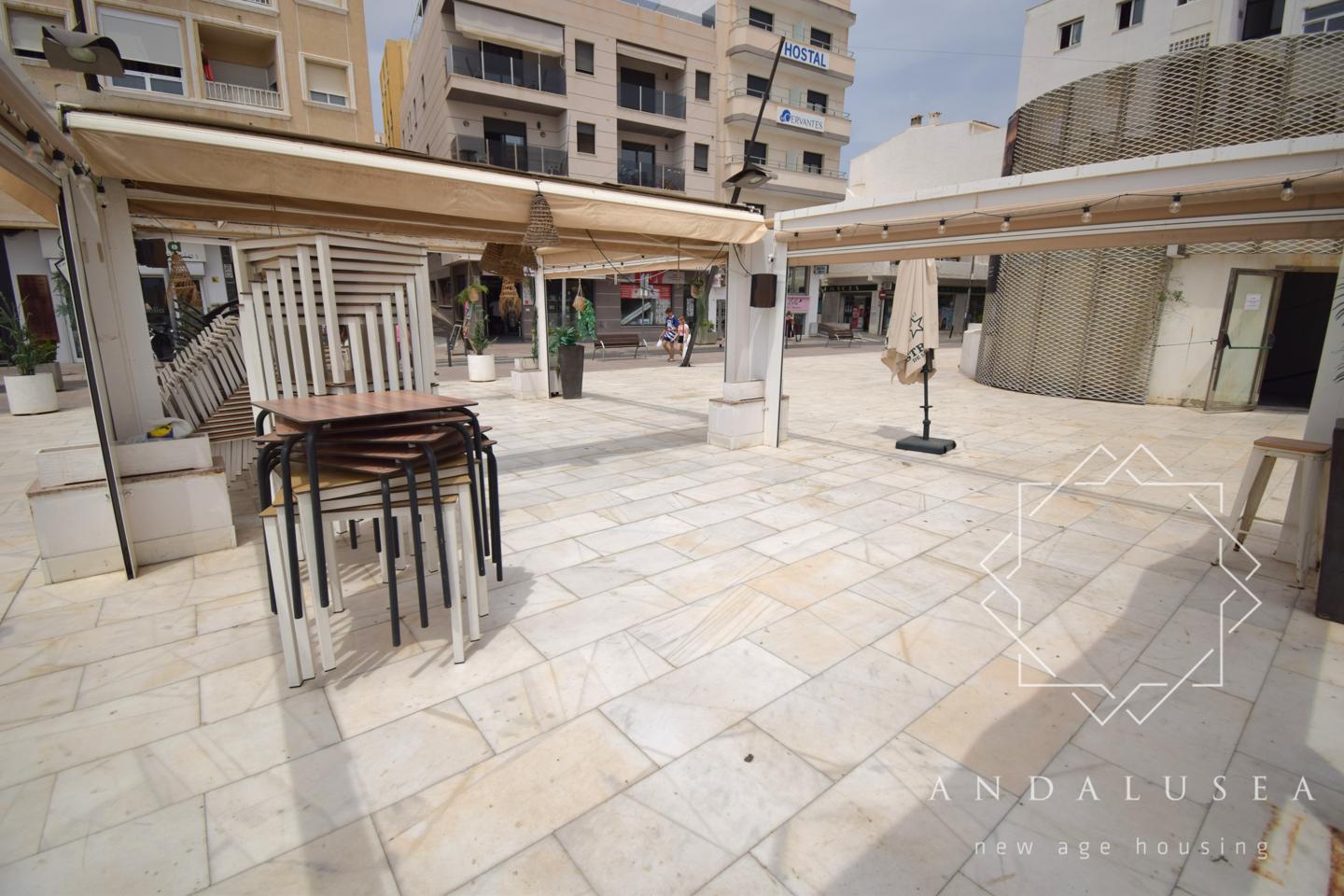 Local Calle Mayor, Garrucha