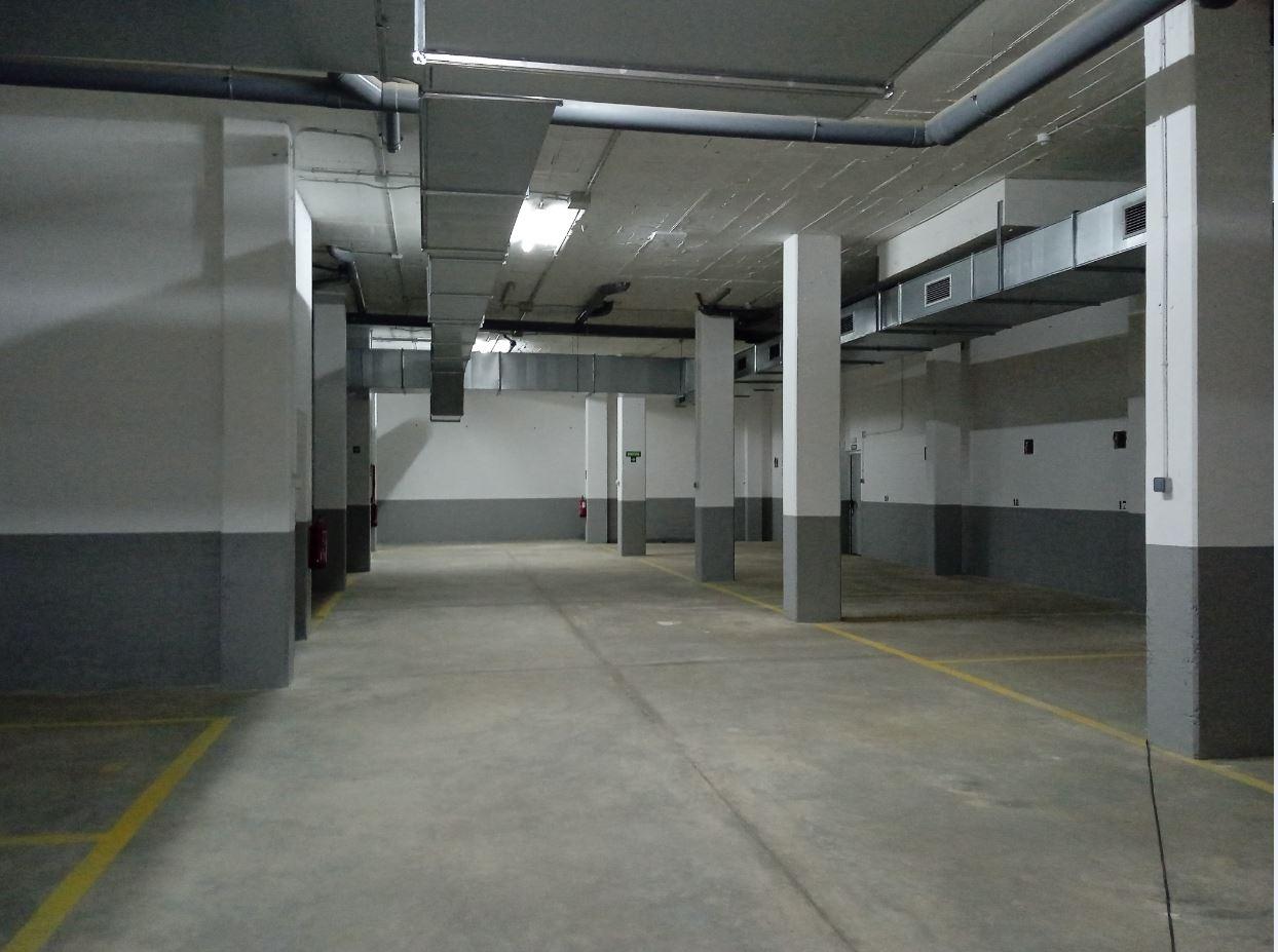 Plaza de parking en Carrer de Betlem, Tàrrega, Lleida de 23 m2