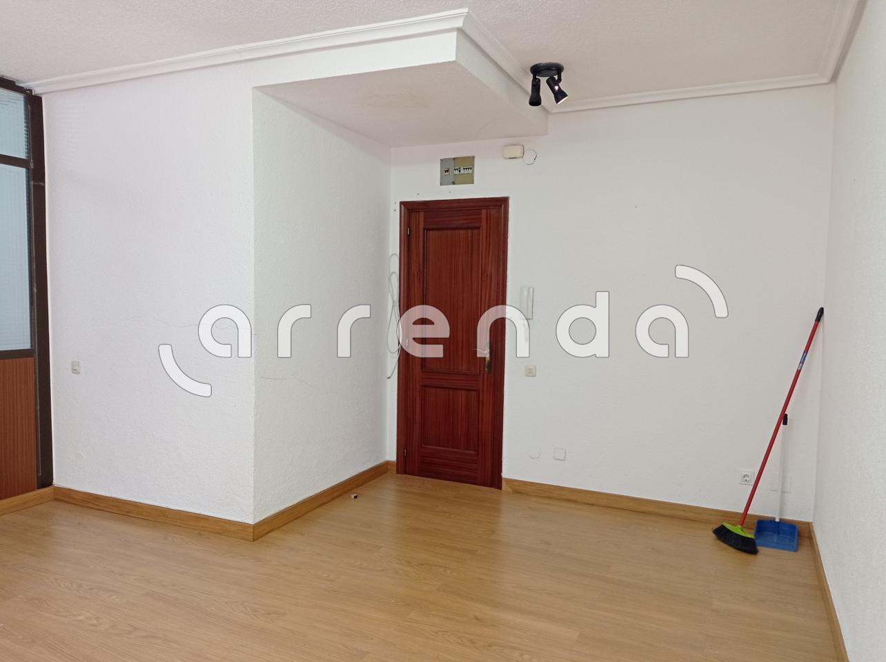 oficina en santander · calle-vargas-39010 €