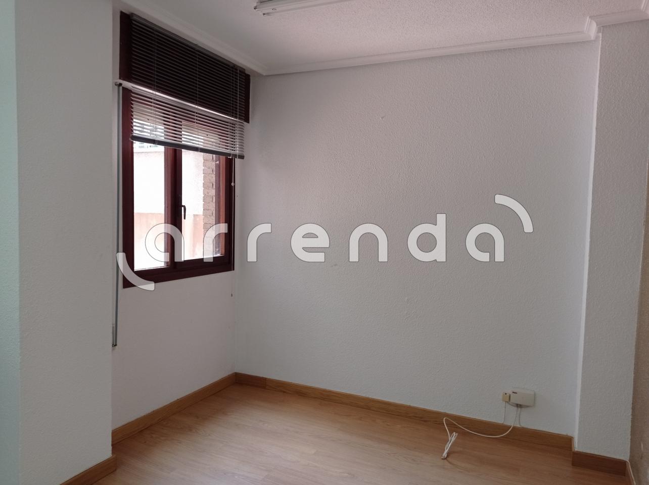 oficina en santander · calle-vargas-39010 €