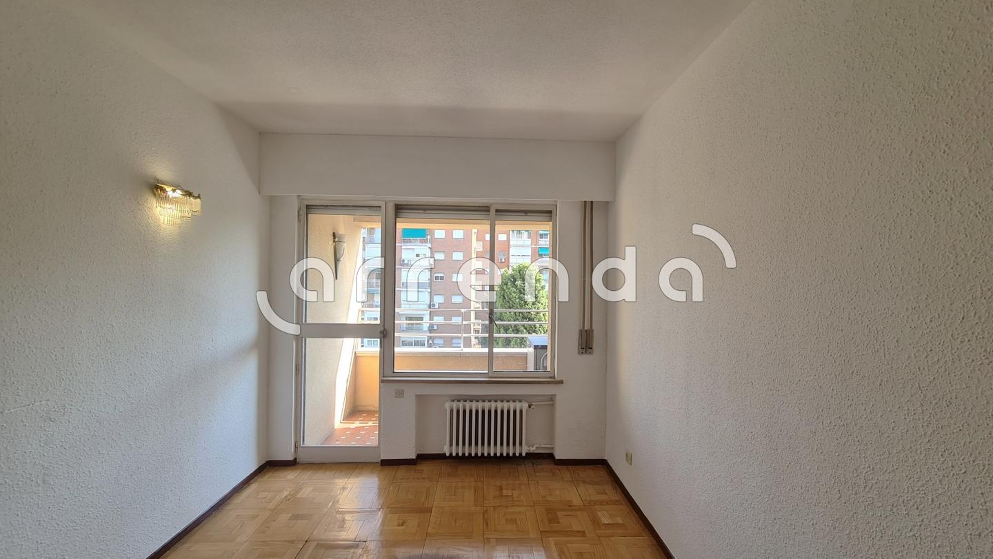 pisos en madrid · avenida-de-moratalaz-28030 1300€