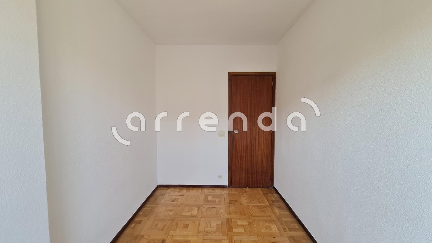 pisos en madrid · avenida-de-moratalaz-28030 1300€