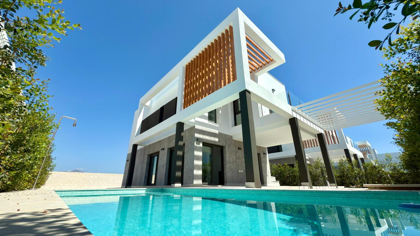 Chalet en venta en Alicante
