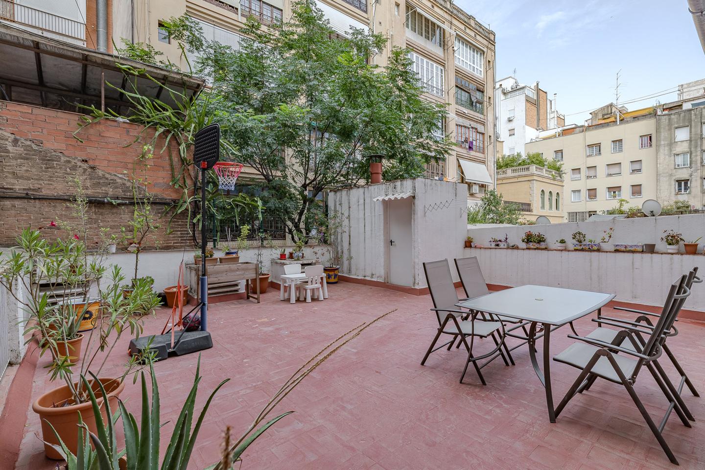 Piso en Bona Nova, Barcelona, Barcelona de 100 m2