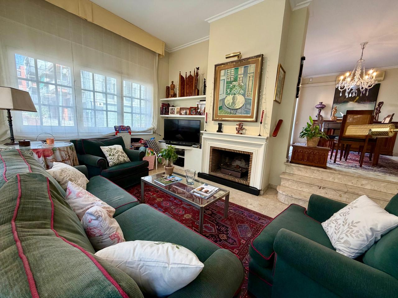 casa--chalet en montcada-i-reixac · montcada-centro 690000€