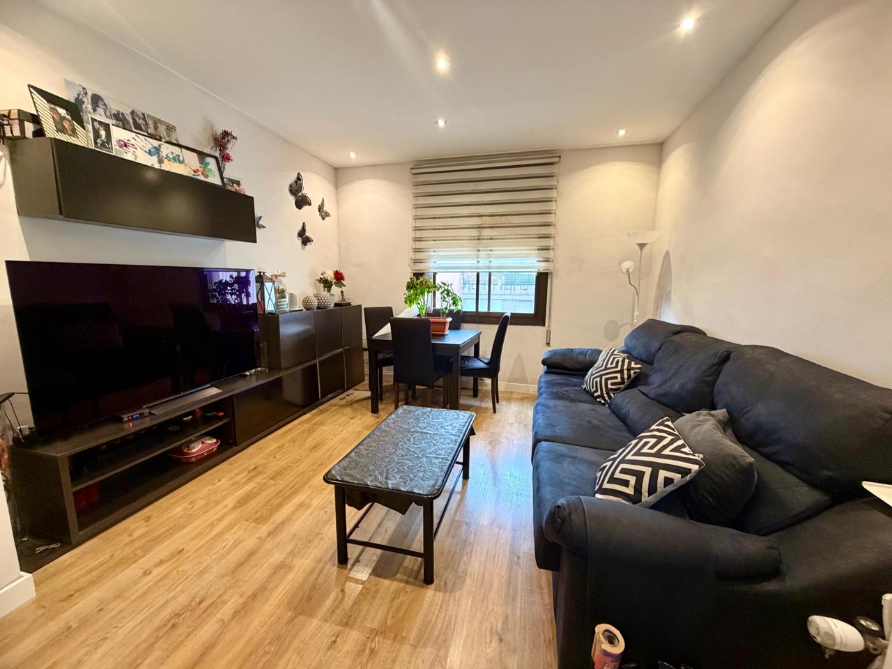 piso en montcada-i-reixac ·  235000€