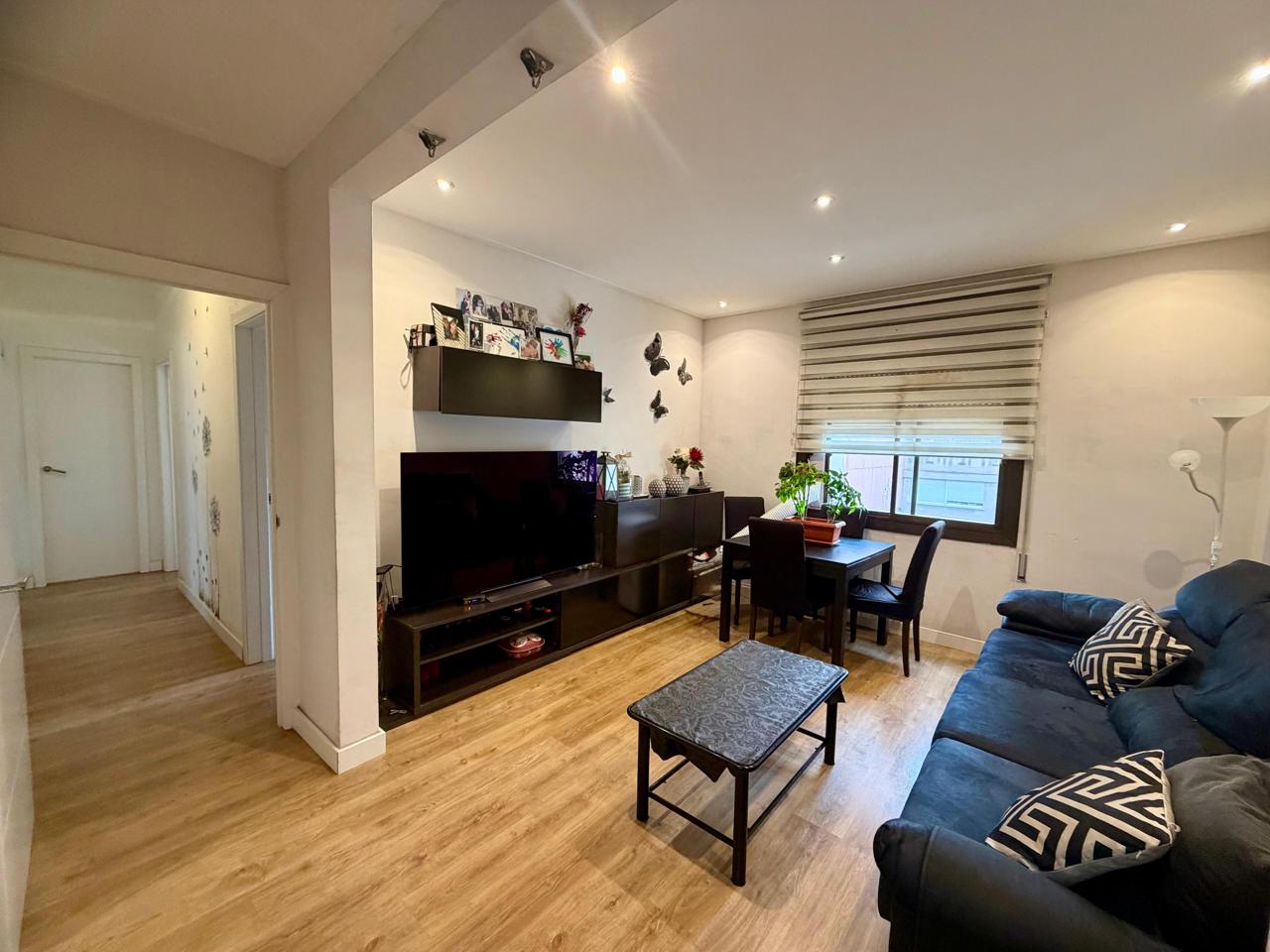 piso en montcada-i-reixac ·  235000€