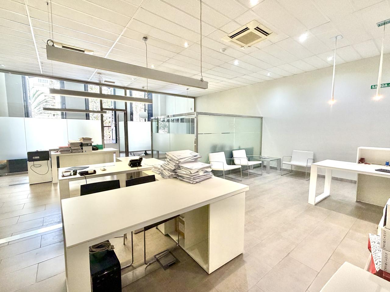 oficina en santa-cruz-de-tenerife · paseo-milicias-de-garachico-38002 300000€
