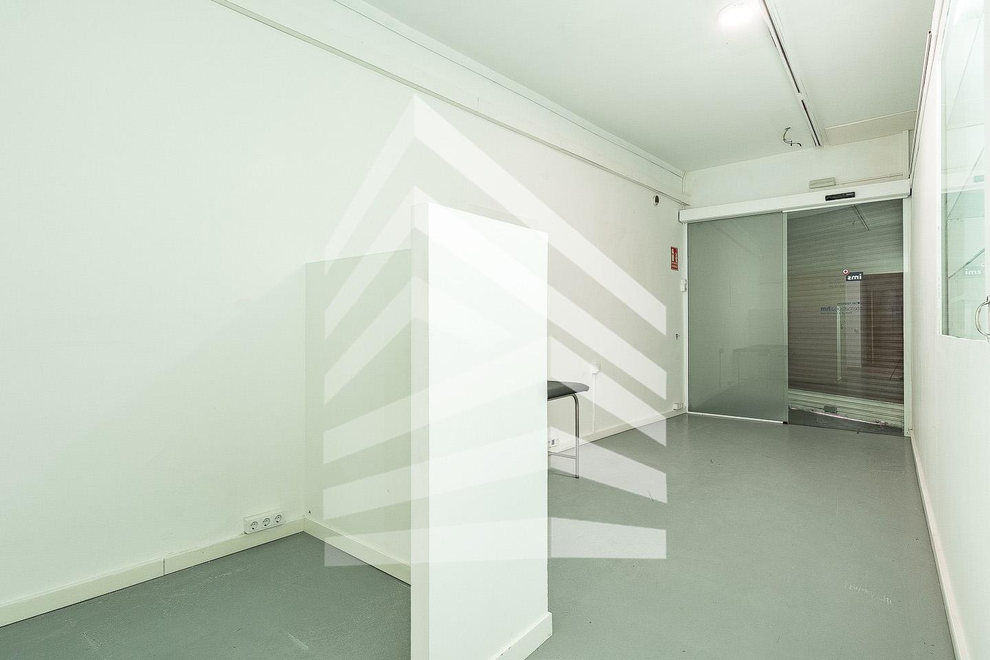 locales-comerciales en barcelona · placa-del-doctor-letamendi-08004 2498€