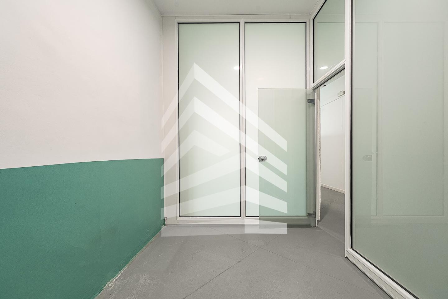 locales-comerciales en barcelona · placa-del-doctor-letamendi-08004 2498€
