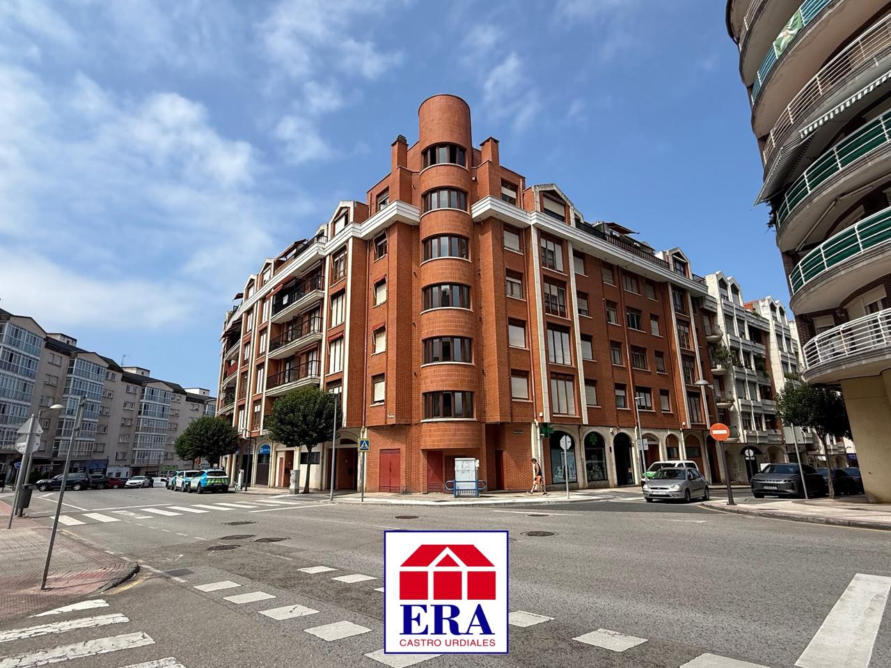 Piso en Calle Leonardo Rucabado, Castro-Urdiales, Cantabria de 66 m2