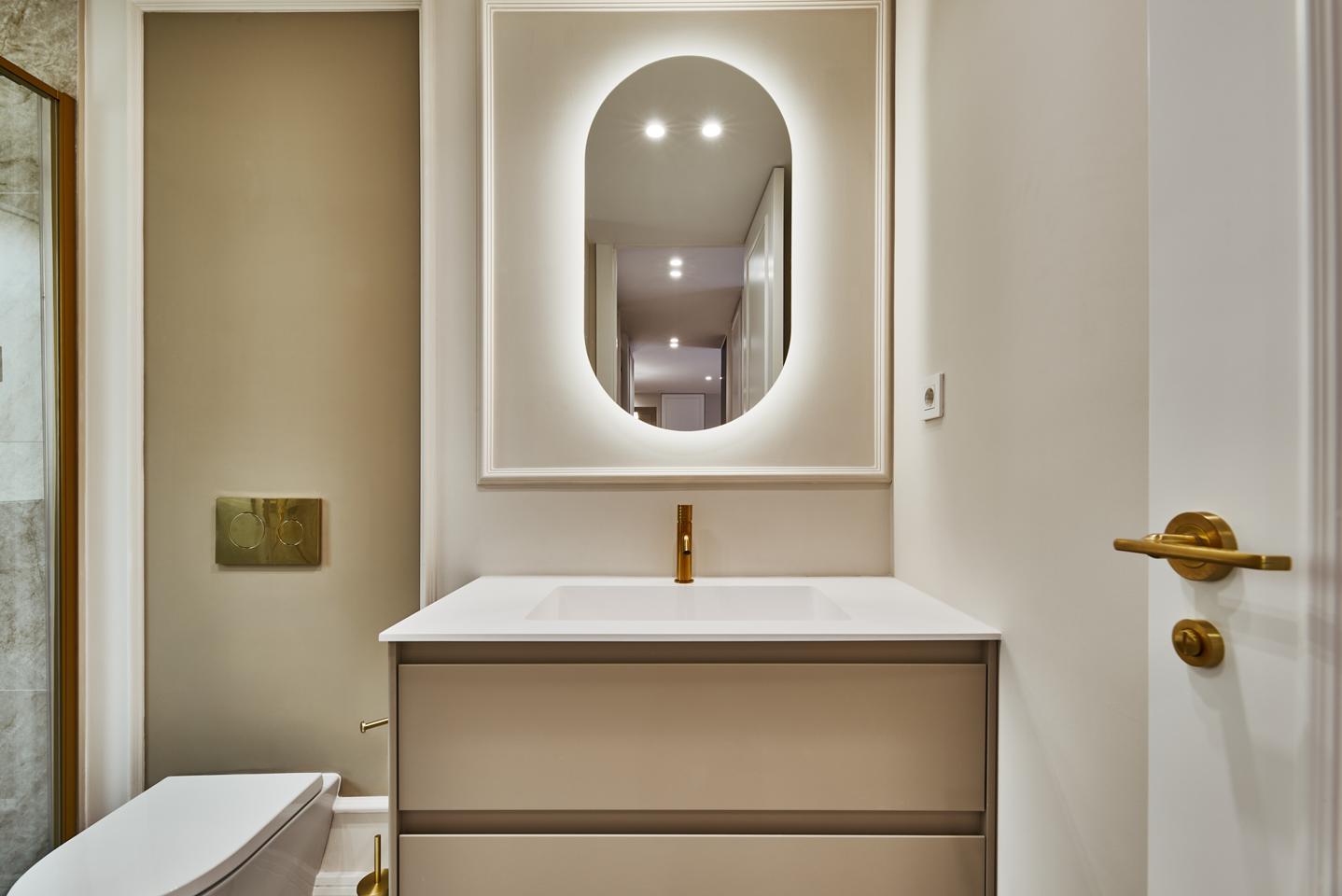 pisos en madrid · calle-de-piamonte-28004 1049000€