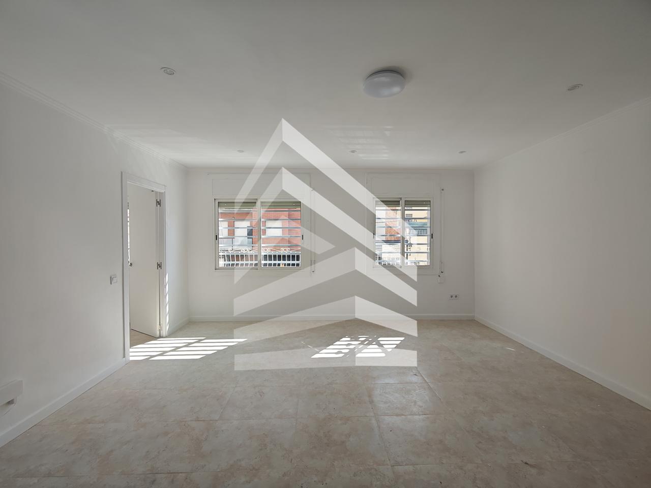 pisos en terrassa · carrer-renaixement-08226 170000€