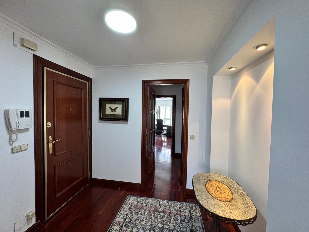 Piso en Rúa de Montero Rios, Santiago de Compostela, La Coruña de 149 m2
