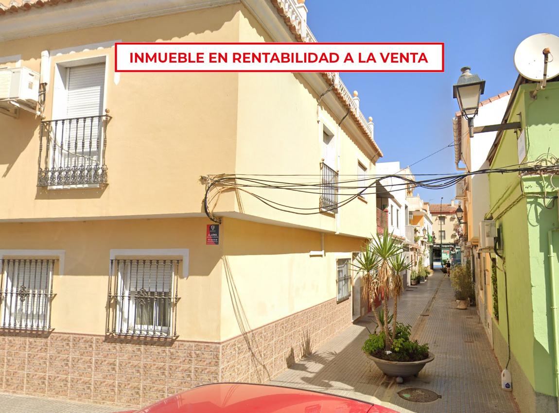 foto de CASA ADOSADA EN ZONA DE HUELIN, MALAGA